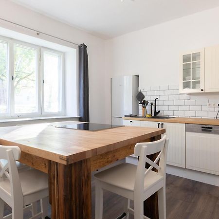 Urige Wohnung Mit Zwei Betten Und Genialer Kueche Mugeln エクステリア 写真